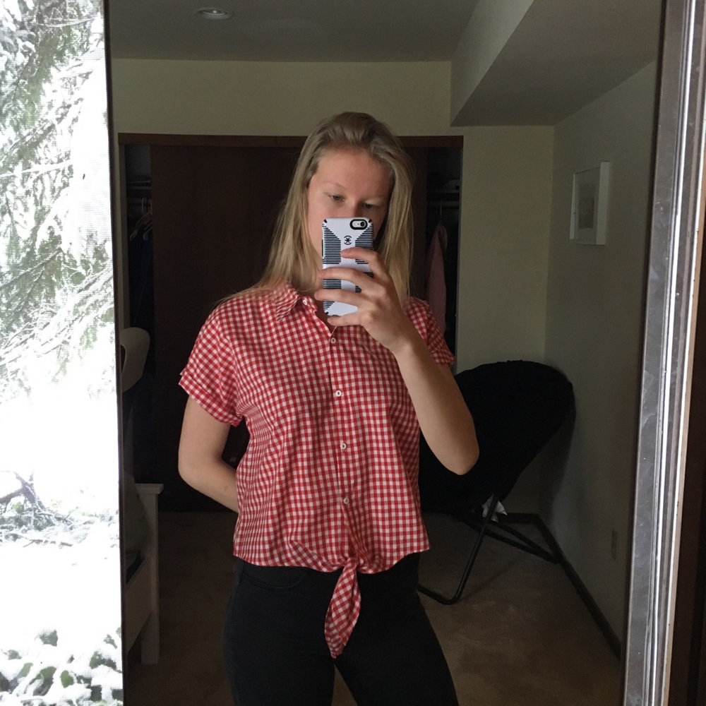 Checkered button down tee (M)
